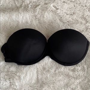 PINK by Victoria’s Secret Black Strapless Bra